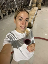 Aurelia Badiur: Building authentic wines between Bordeaux and Romania