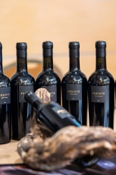 PARINTE WINE / DEALUL GOLESTILOR WINERY