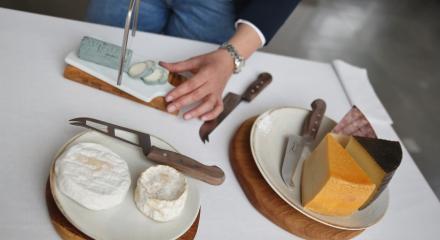 Curs de inițiere în lumea brânzeturilor, 16 martie 2024, Hotel Novotel
