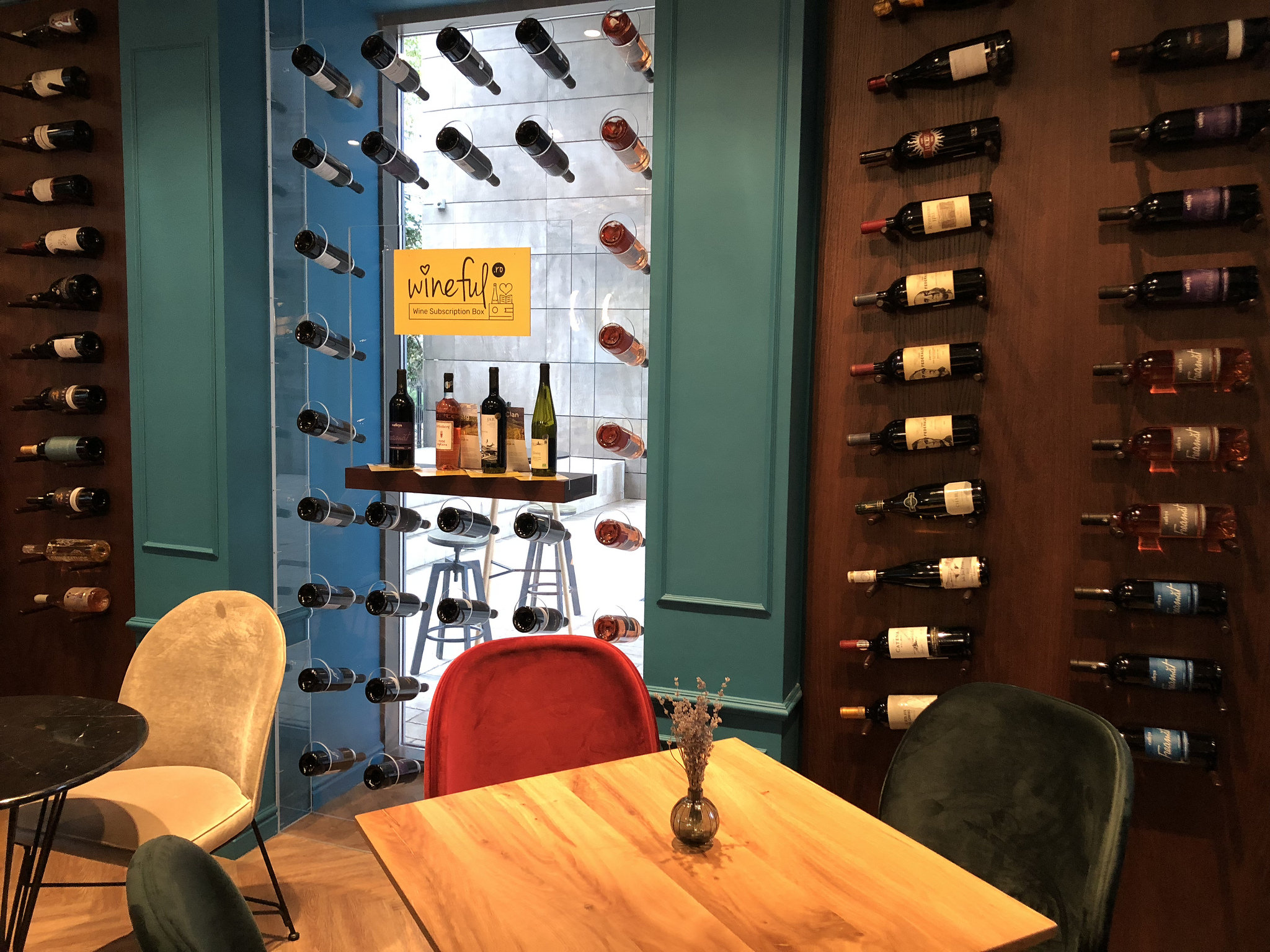 WINEFUL TAPAS & WINE